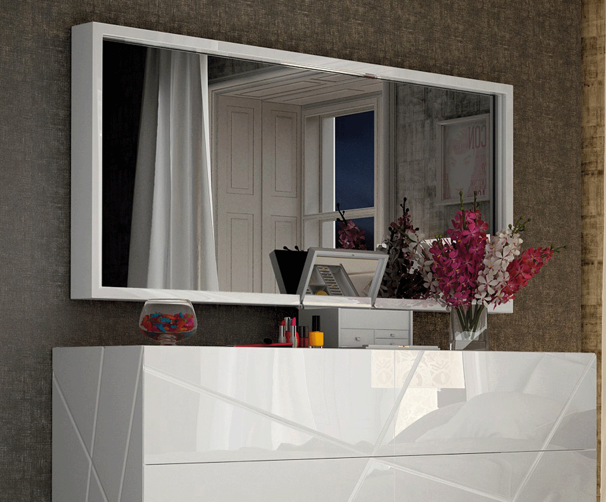 Enhance Your Home's Natural Light and Beauty with the Best Mirrors From Z Modern Furniture - Alexandria VA & Washington DC