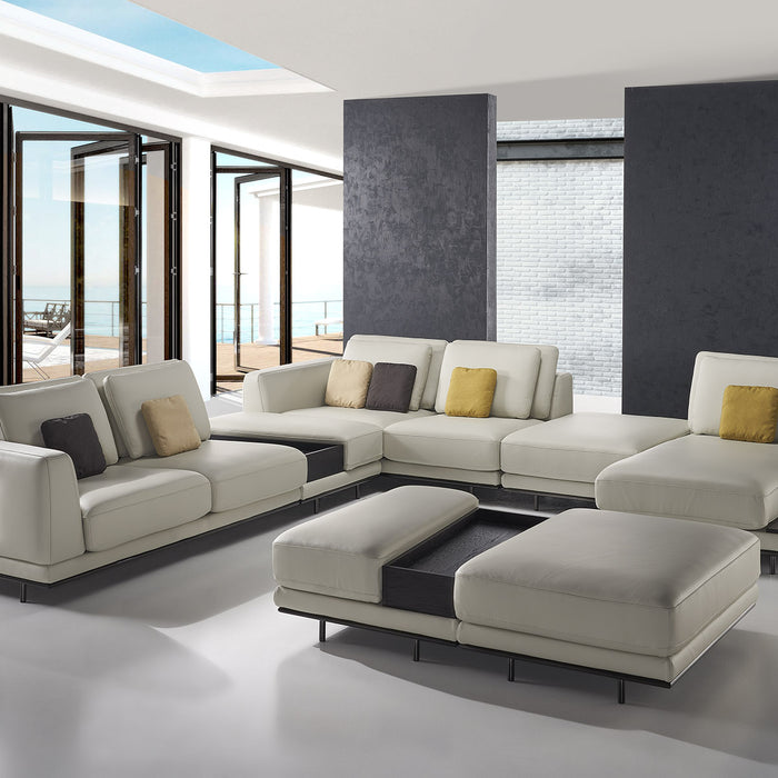Satis Italy: Furniture Factory with a Worldwide Reputation Available from Alexandria Virginia