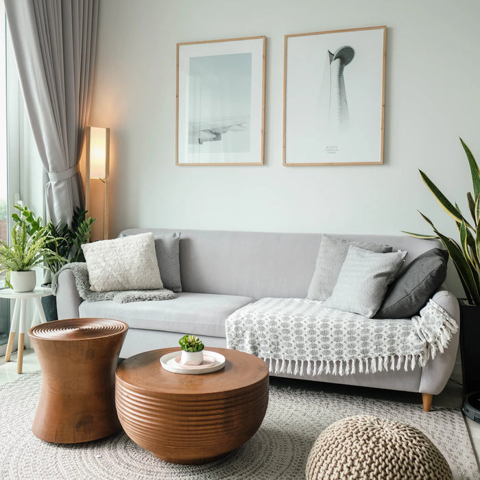 Creating a Cohesive Look Mixing Modern and Traditional Styles