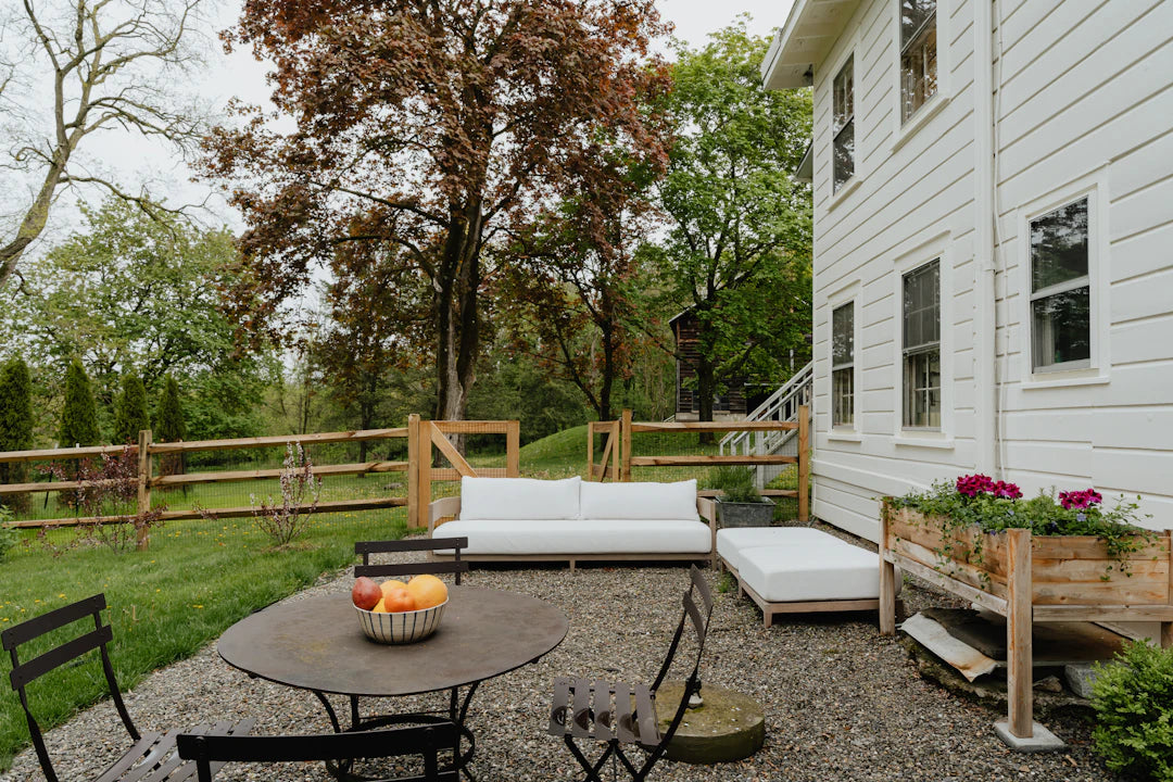 Transform Your Outdoor Space with Contemporary Furniture
