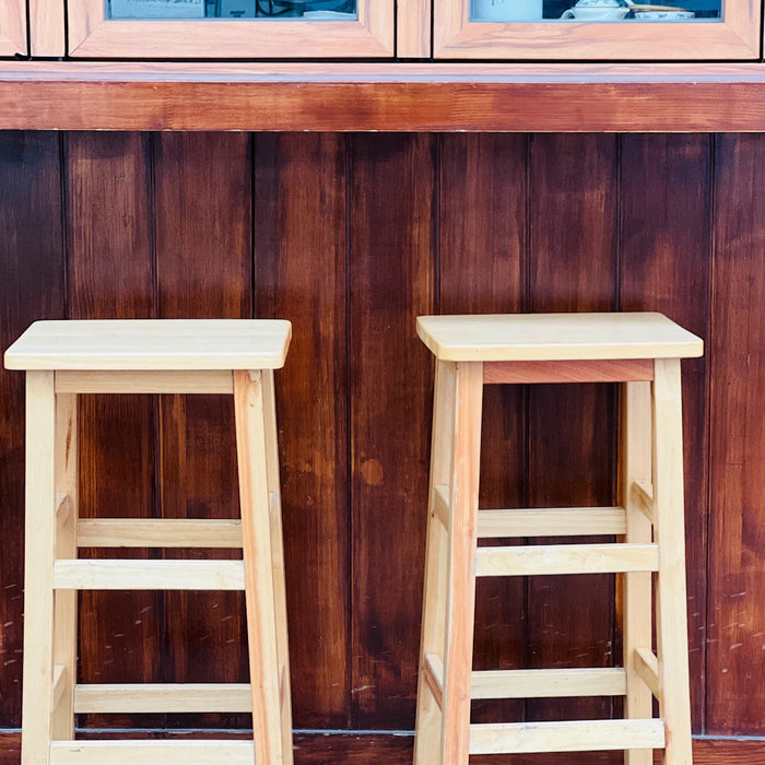 Chic Counter Stools to Elevate Your Dining Experience