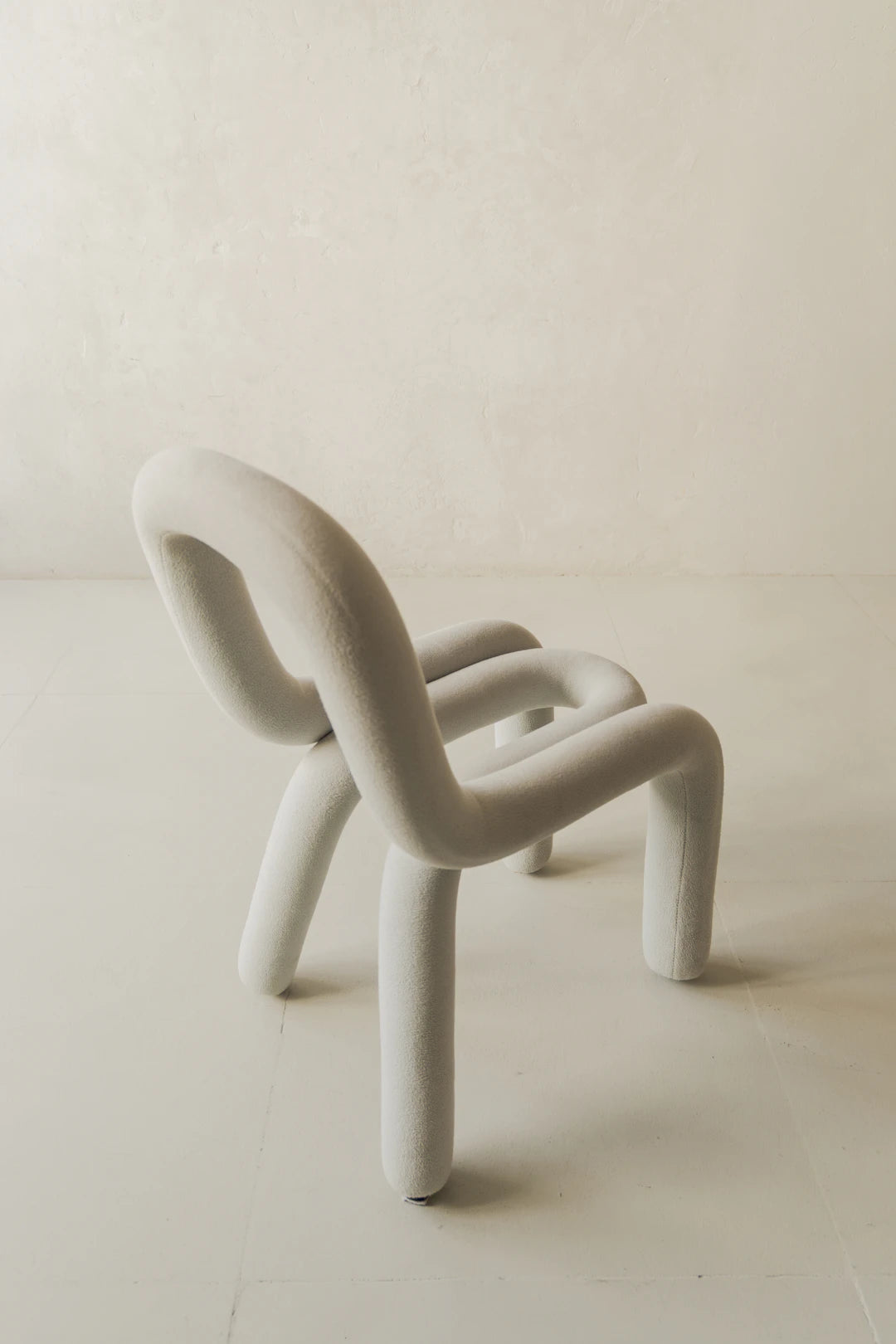 Stylish Contemporary Accent Chairs for Modern Spaces