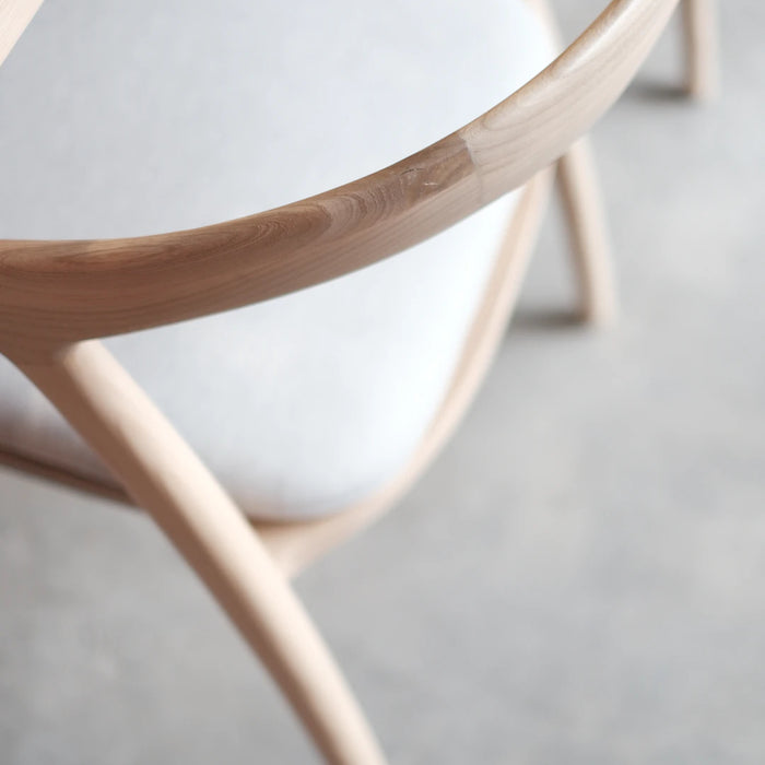 Explore the Diversity of Materials in Modern Furniture