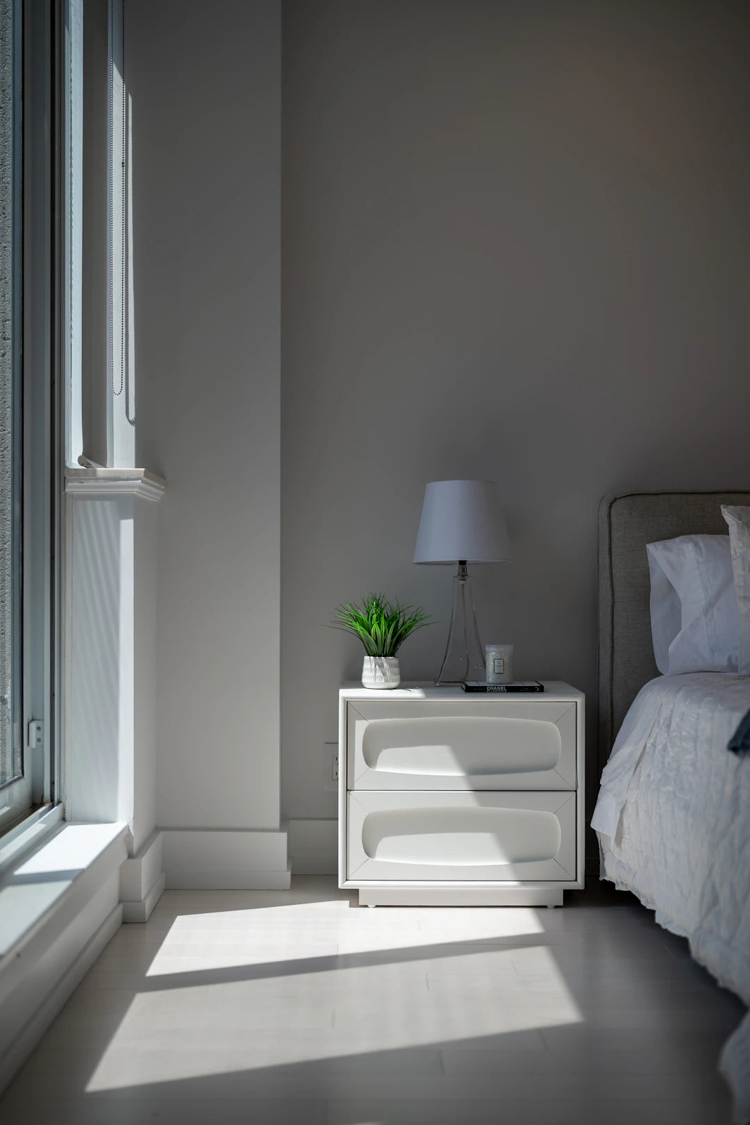 Stylish Nightstands for Modern Bedrooms in Northern Virginia