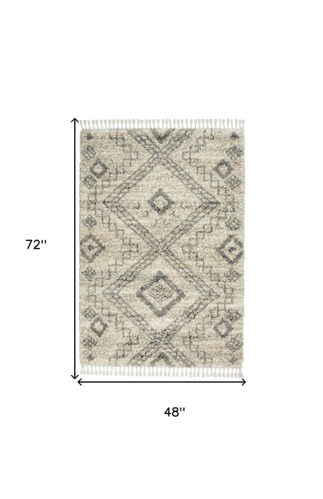 4' X 6' Geometric Shag Non Skid Area Rug With Fringe (552483) - Beige / Gray