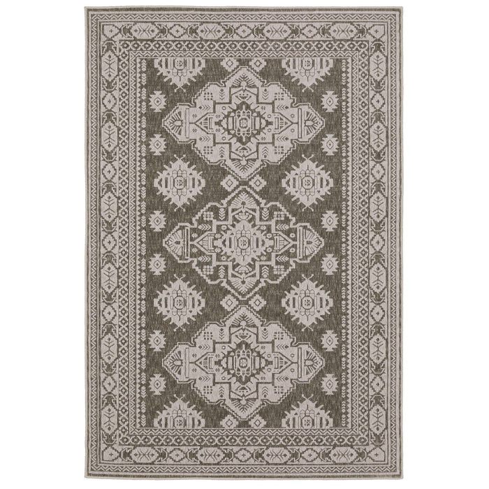 5' X 8' Area Rug - Gray And Medallion