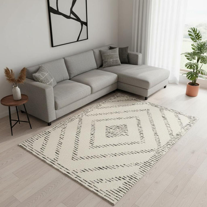 8' X 11' Geometric Area Rug (661275) - Cream / Black