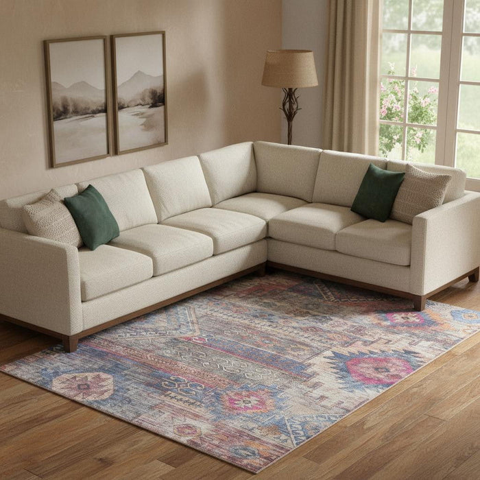 10' X 14' Geometric Distressed Area Rug (573759) - Red