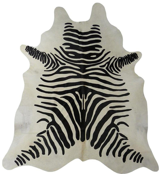 6' Stenciled Cowhide Rug - Black And White