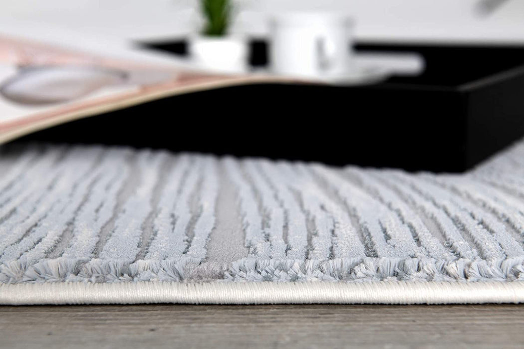 8' x 11' Striped Power Loom Distressed Area Rug - Gray