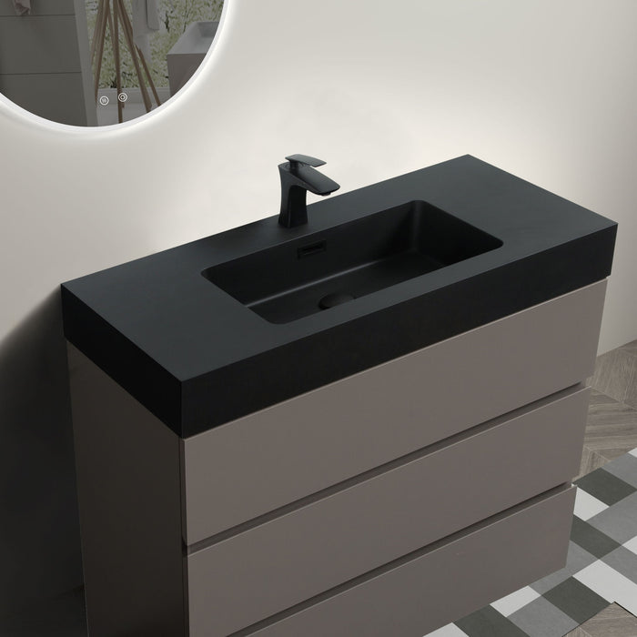 Giga Alice bathroom vanity with integrated sink, large storage, freestanding design, modern style, one-piece basin without drain or faucet