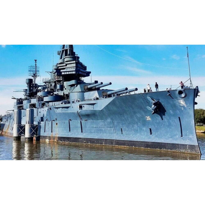 Hand Painted Model Boat (624336) - Blue