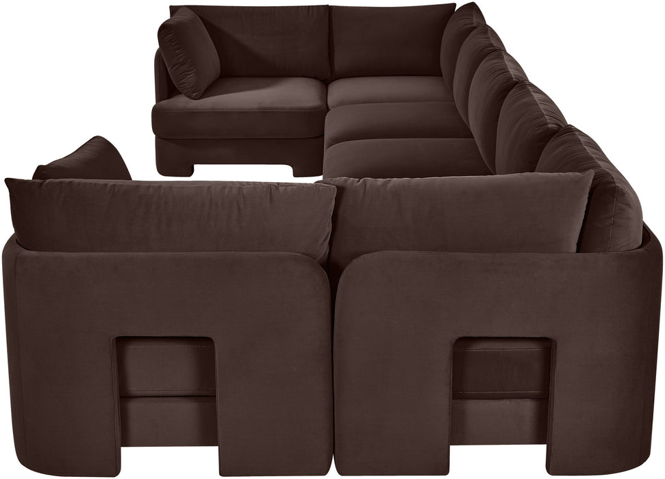 Hammond velvet performance fabric upholstered 7-piece U-shaped sectional sofa by Meridian Furniture, shown in a stationary living room setting.
