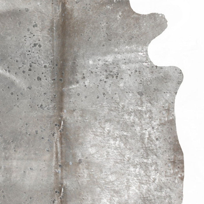 5' x 7' Genuine Cowhide Hand Knotted Area Rug - Gray And Silver