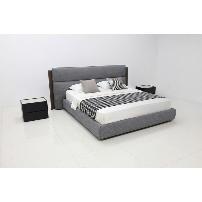 J & M Furniture G Torino in King Size Bed