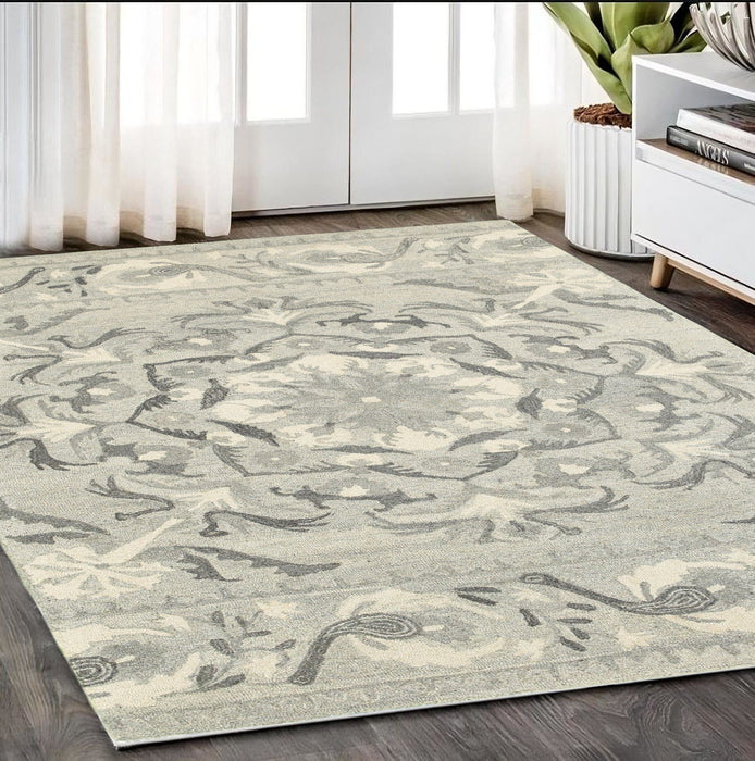 5' X 8' Wool Floral Hand Tufted Area Rug - Ivory