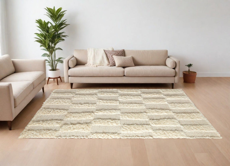8' x 10' Wool Geometric Hand Woven Area Rug - Ivory