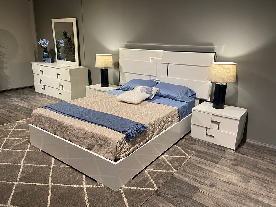 J & M Furniture Infinity Premium Dresser in Bianco Lucido