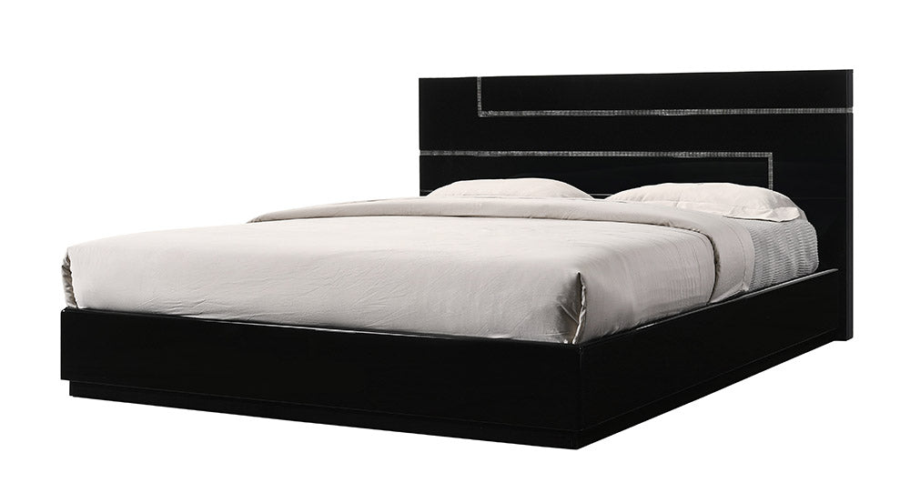 J & M Furniture Lucca King Size Bed