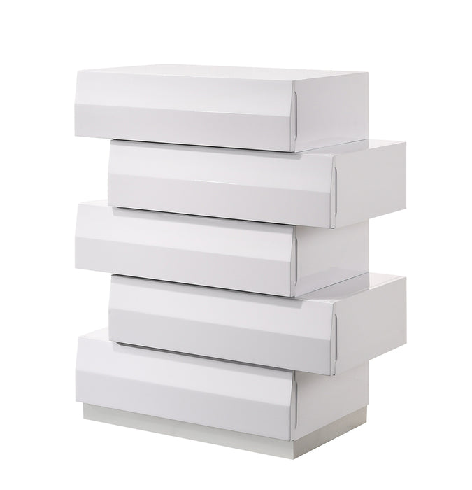 J & M Furniture Milan Chest in White