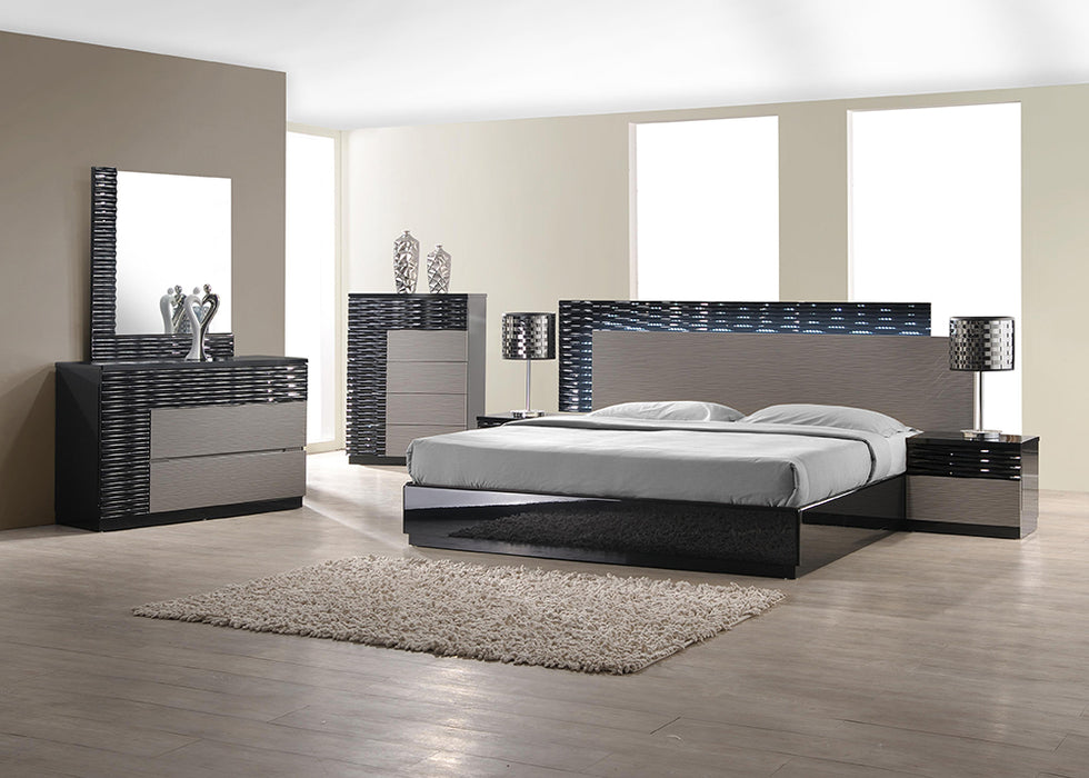 J & M Furniture Roma Queen Size Bed in Grey, Black