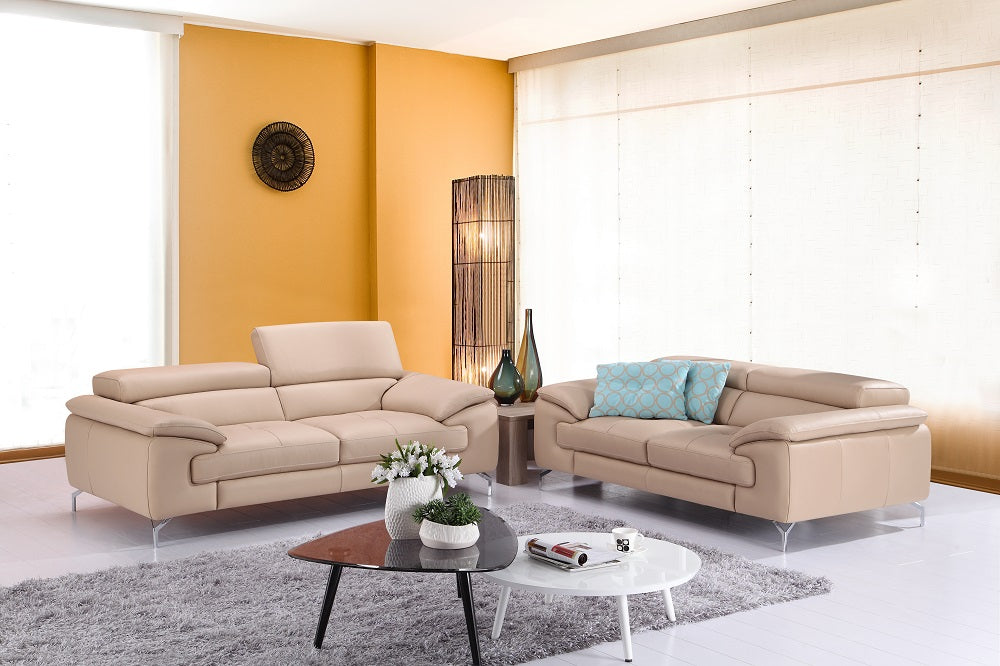 J & M Furniture A973 Italian Leather Sofa in Peanut