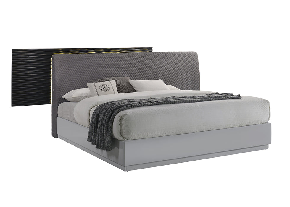 J & M Furniture Tribeca Queen Size Bed in Wenge