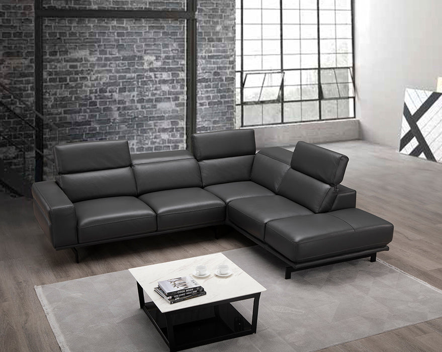 J & M Furniture Davenport Slate Grey Sectional in Right Facing