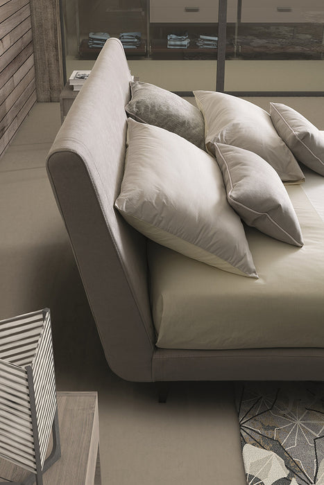 J & M Furniture Metropolitan Fabric Queen Bed in Grey
