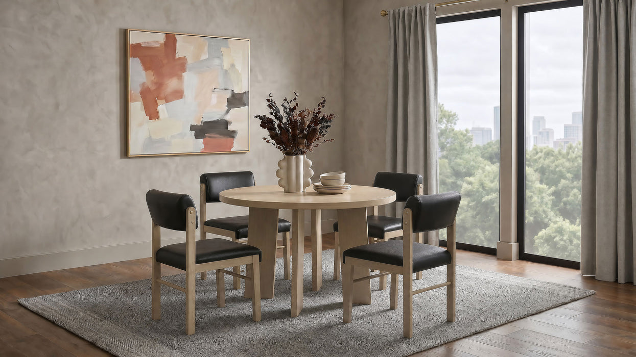 Strouse 47-inch Round Wood Dining Room Table Natural Oak