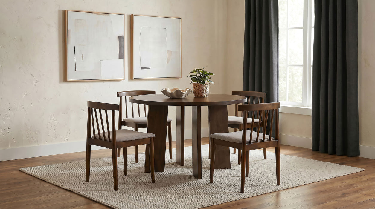 Strouse 47-inch Round Wood Dining Room Table Walnut