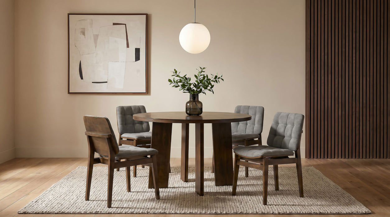 Strouse 47-inch Round Wood Dining Room Table Walnut
