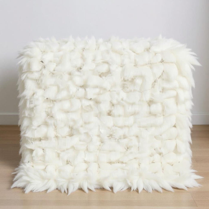 4' X 6' Checkered Area Rug (572684) - Ivory