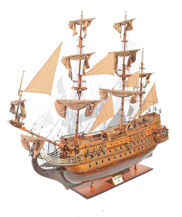 Hand Painted Boat (401851) - Brown