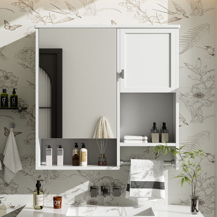 Modern Giga wall-mounted bathroom medicine cabinet with mirror, featuring sleek wall storage for bathroom organization.