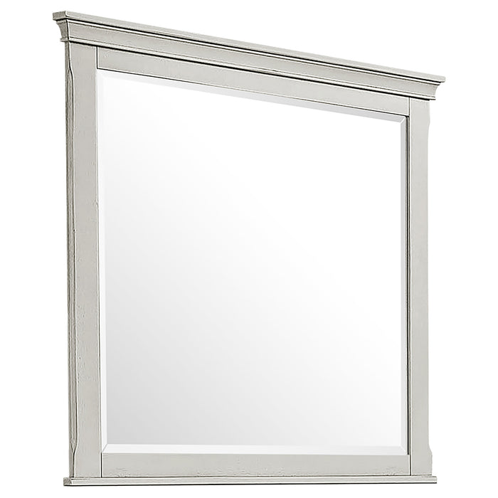 Franco 5-piece Queen Bedroom Set Distressed White