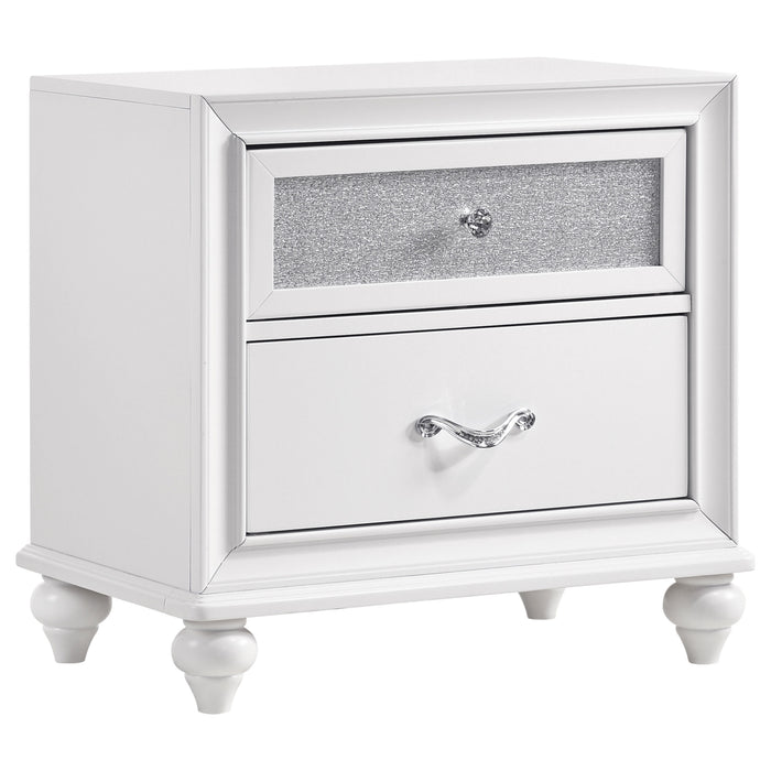 CoasterEveryday Barzini 5-piece Eastern King bedroom set with white furniture, including bed frame, nightstands, and dresser.