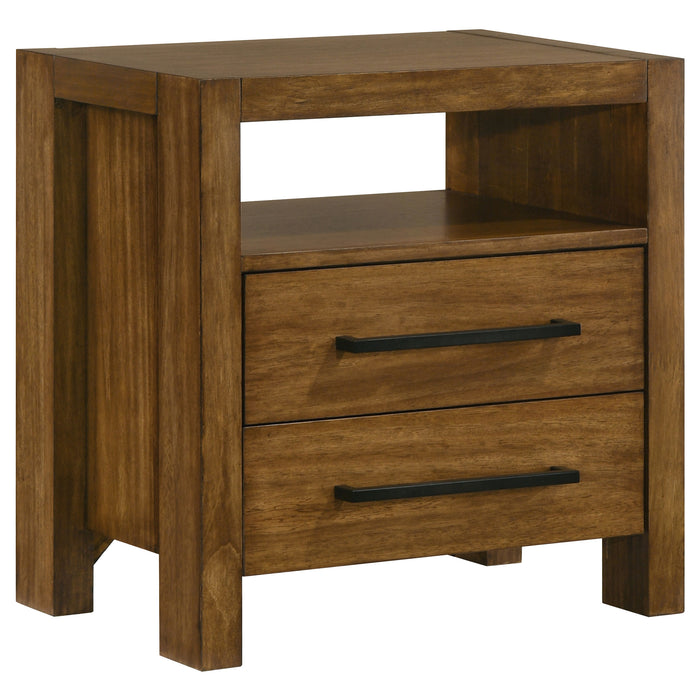 Adderley 5-piece Queen Bedroom Set Warm Brown