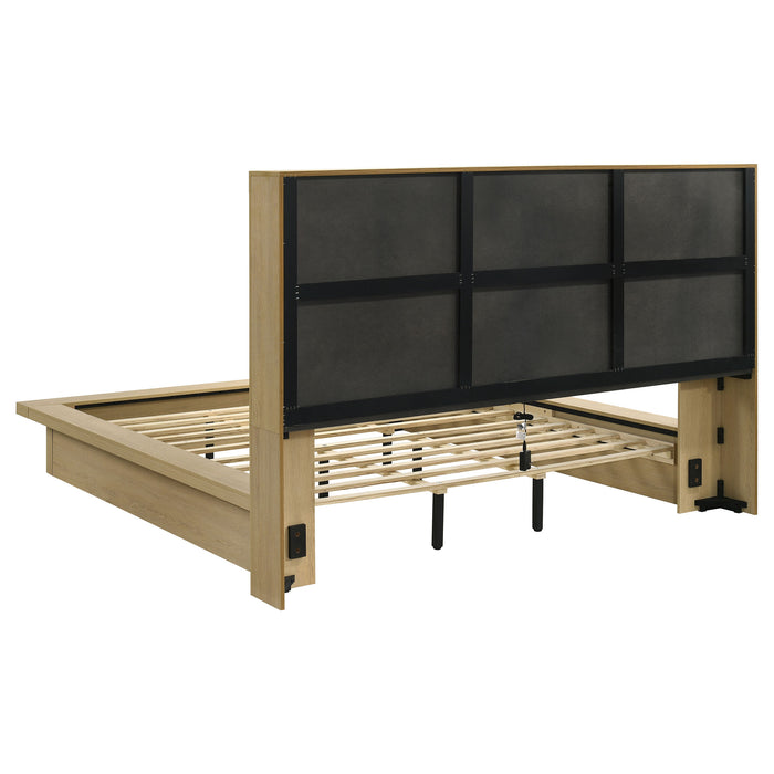 Hendricks 5-piece California King Bedroom Set Light Oak
