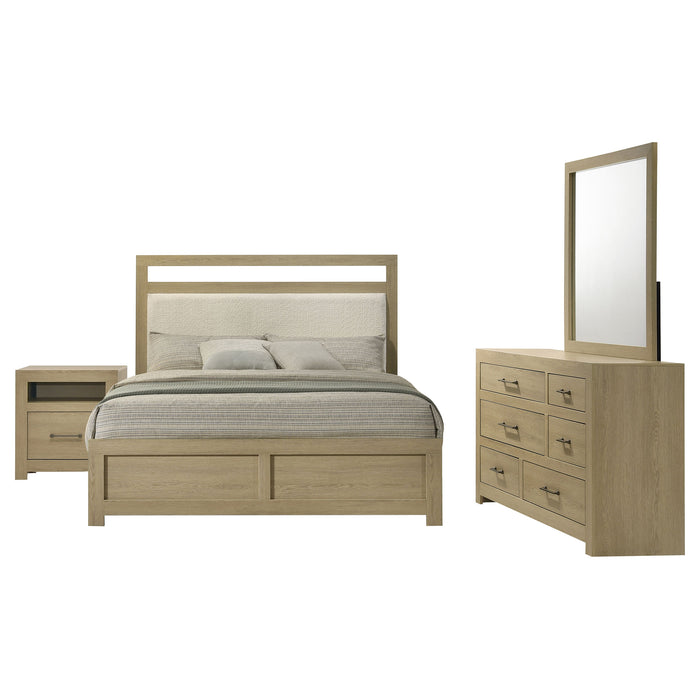 Hendricks 4-piece Eastern King Bedroom Set Light Oak