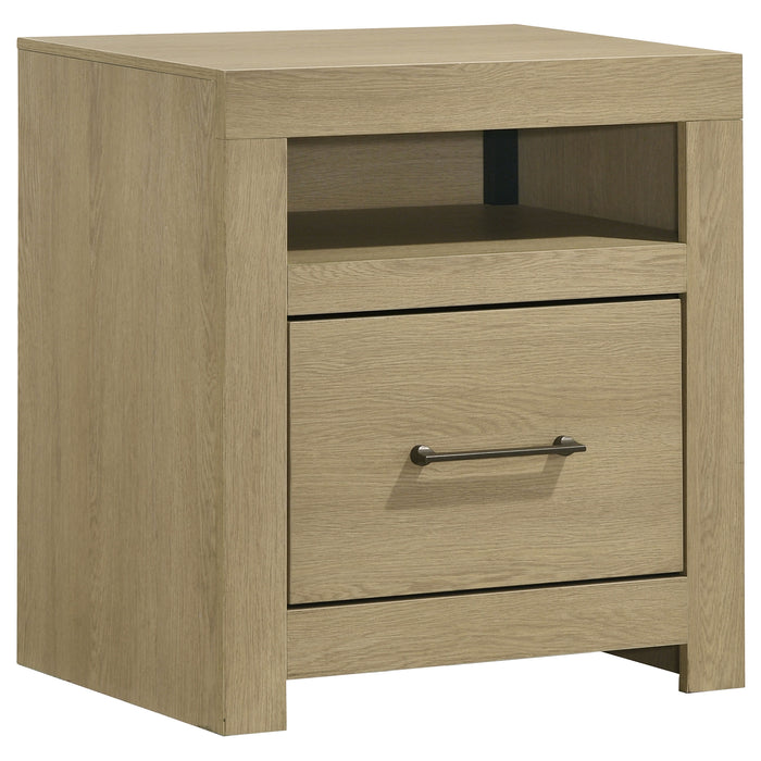 Hendricks 4-piece Queen Bedroom Set Light Oak