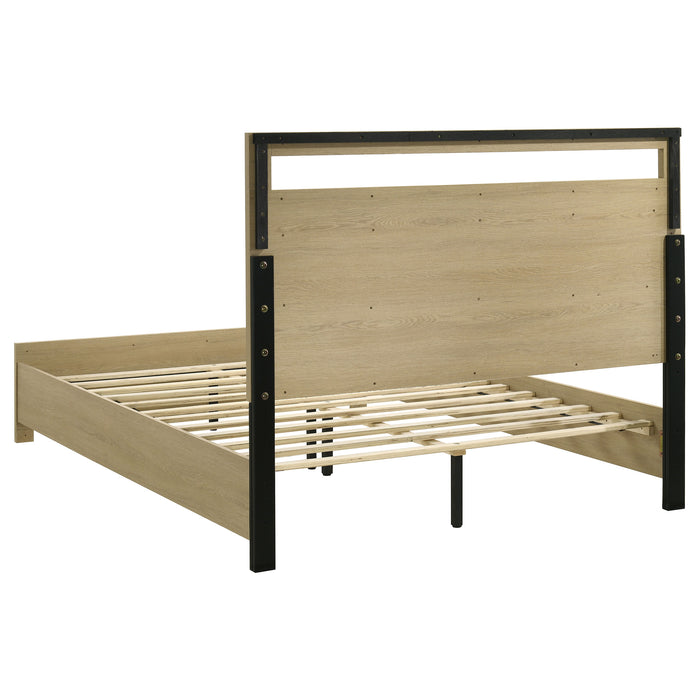 Hendricks 5-piece Queen Bedroom Set Light Oak