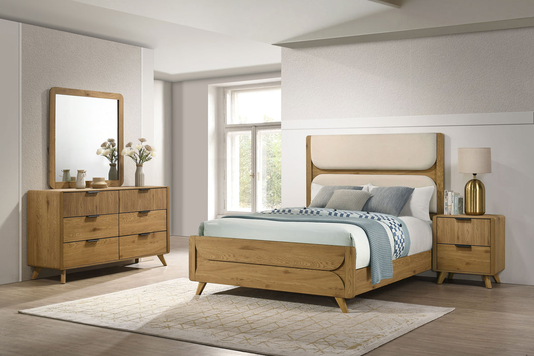CoasterEveryday Bennett Queen upholstered 4-piece bedroom set in light oak with mid-century design and clean lines.