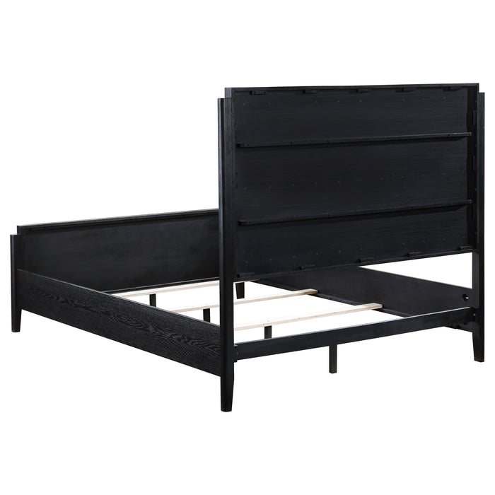 Brookmead 4-piece Queen Bedroom Set Black