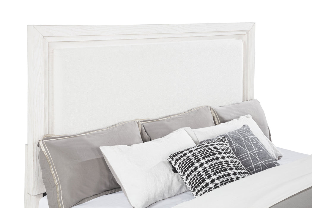 Marielle 4-piece Eastern King Bedroom Set Distressed White