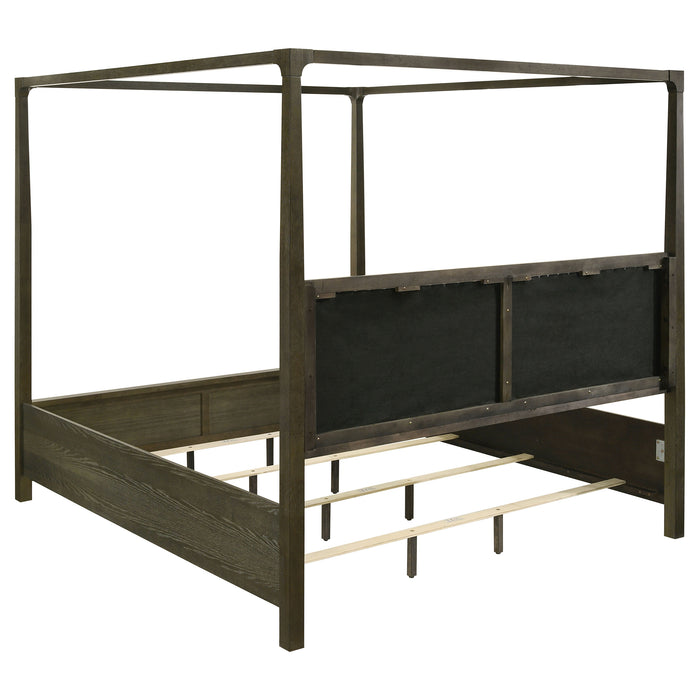 Dark cocoa Gran Park 4-piece California King bedroom set by CoasterEveryday featuring a bed frame, nightstands, and dresser.