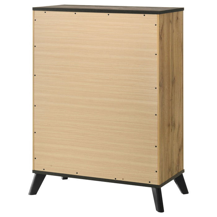Natural pine Kaywood 4-drawer bedroom chest of drawers by CoasterEveryday showing wood grain and classic furniture design