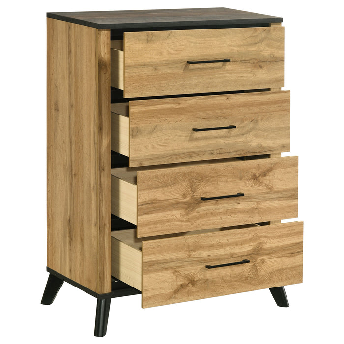 Natural pine Kaywood 4-drawer bedroom chest of drawers, CoasterEveryday furniture with a classic storage design