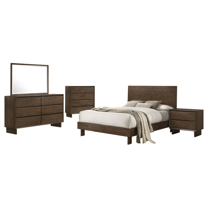 CoasterEveryday Glenwood 5-piece Eastern King bedroom furniture set in warm brown with a bed, nightstands, and dresser.