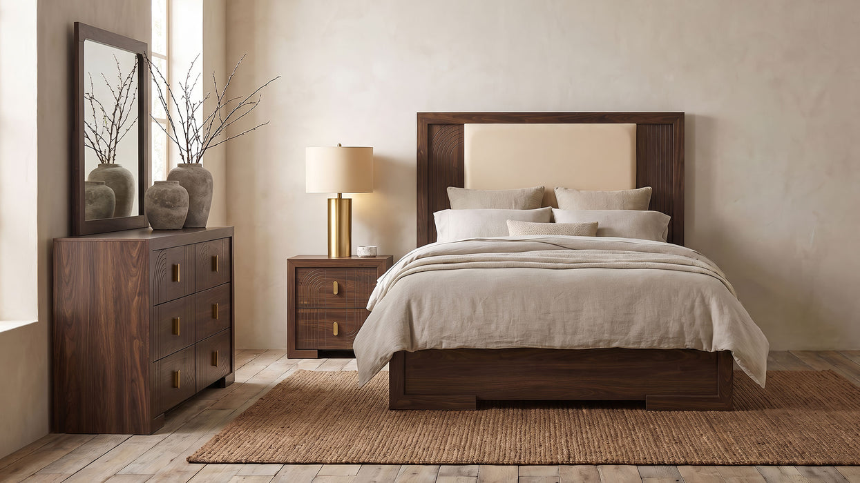 Etienne 4-piece Full Bedroom Set Walnut